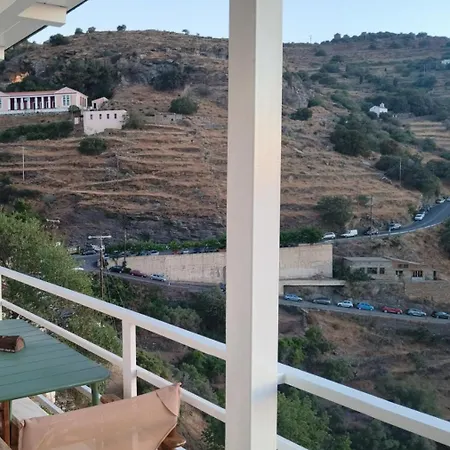 Апартаменты Enjoy A Wondeful Sunset From A Traditional House-aggelos *