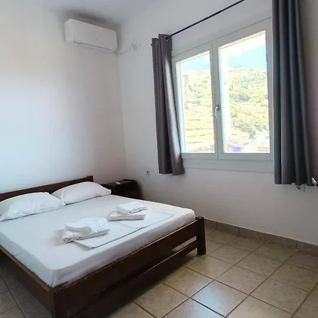 Enjoy A Wondeful Sunset From A Traditional House-aggelos Апартаменты *
